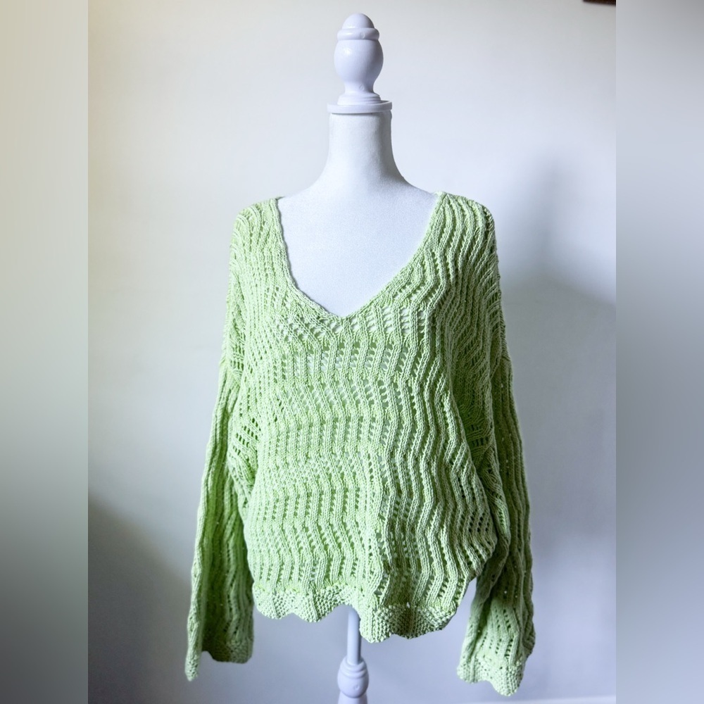 American Eagle Knit Pullover